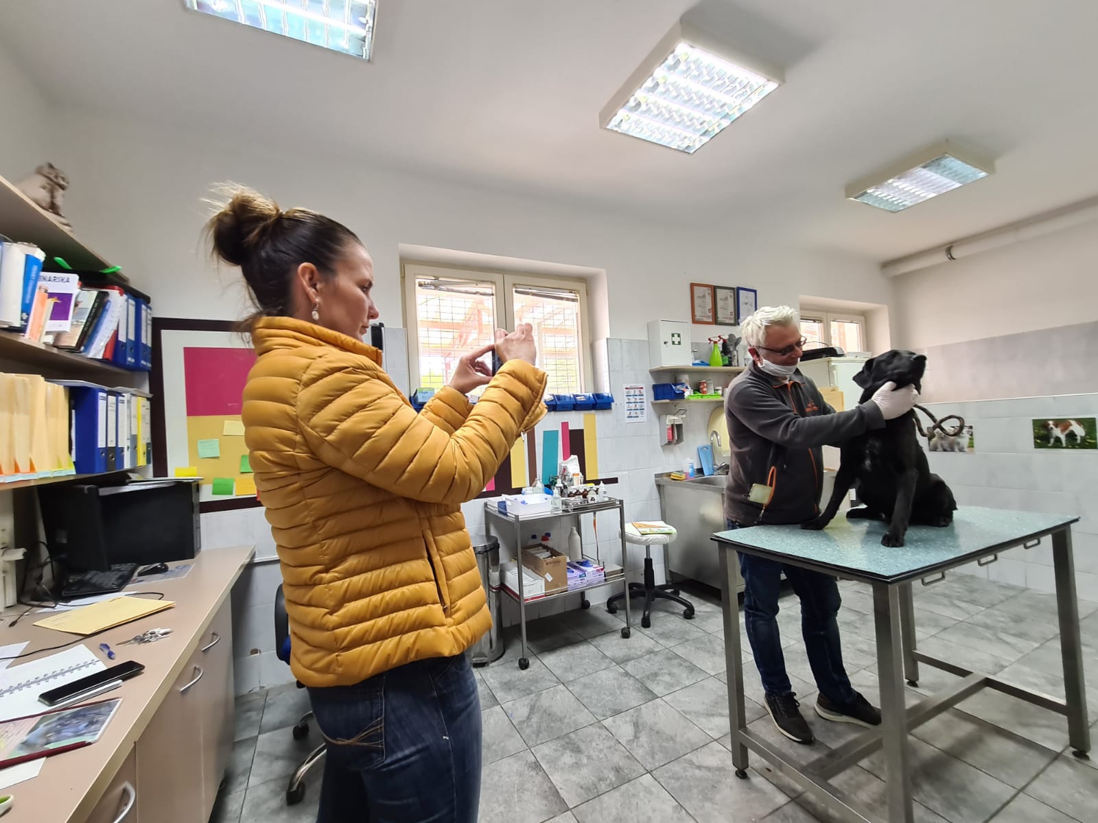 Djelatnici Zoološkog vrta, „Dumovca“ i Spomengaja otpjevali pjesmu Lupi petama