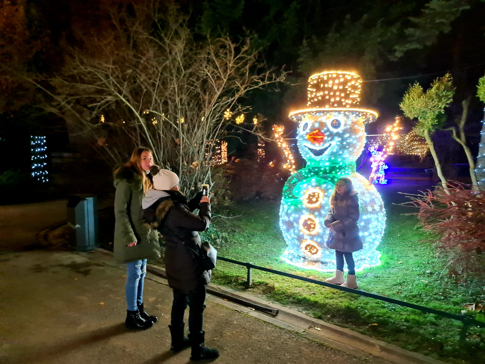 VEČERNJE DIVLJE SRCE GRADA
