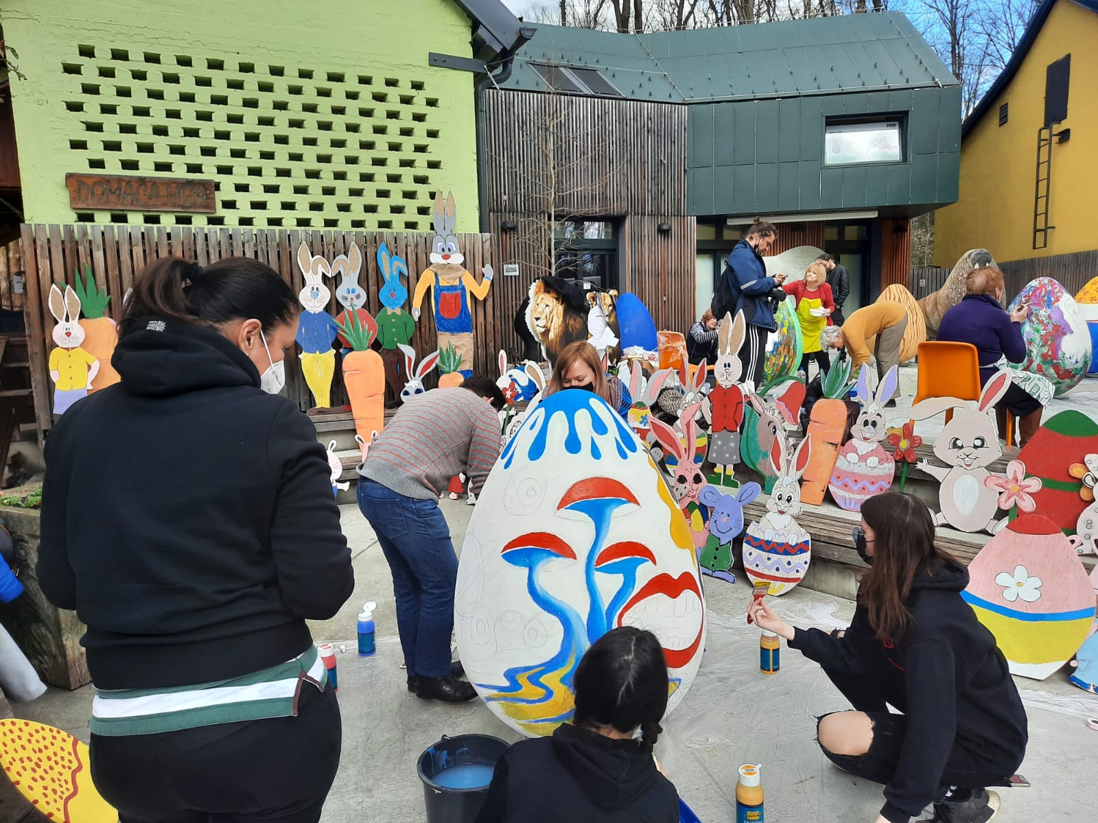 Velike pisanice za Zoološki vrt grada Zagreba oslikavaju vatrogasci, umjetnici i kreativci